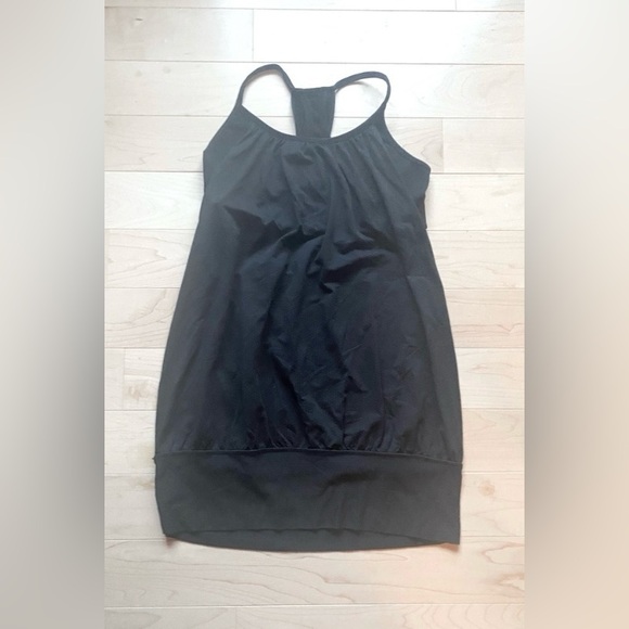 Lulululemon Tank Tops 4-6 - Picture 13 of 13